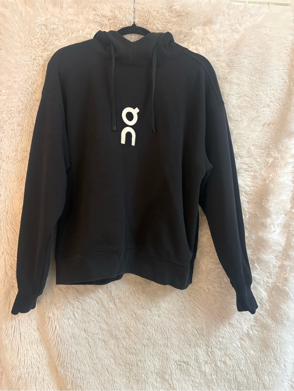 On Running Women Black Logo Hoodie